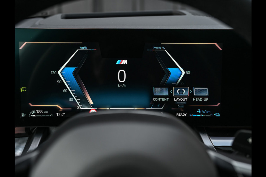 BMW 5 Serie Touring 530e xDrive · M-Sport · Shadow Line · Panoramadak · Harman/Kardon · 360 Camera · Comfort Access · Stoel- en Stuurverwarm