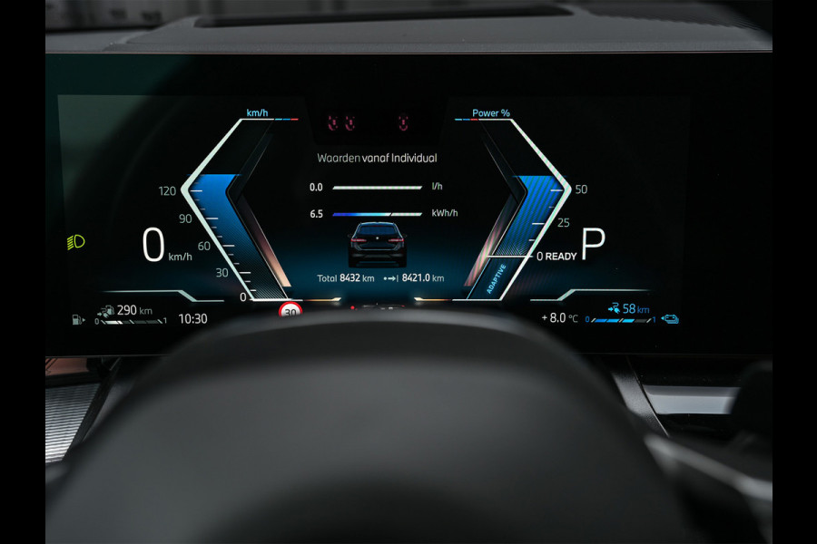 BMW 5 Serie Touring 530e xDrive · M-Sport · Shadow Line · Bowers&Wilkins · 360 Camera · Comfort Access · Stoel- en Stuurverwarming · Active