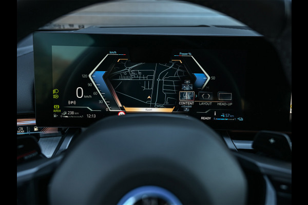 BMW 5 Serie Touring 530e xDrive · M-Sport · Shadow Line · Bowers&Wilkins · 360 Camera · Comfort Access · Stoel- en Stuurverwarming · Active