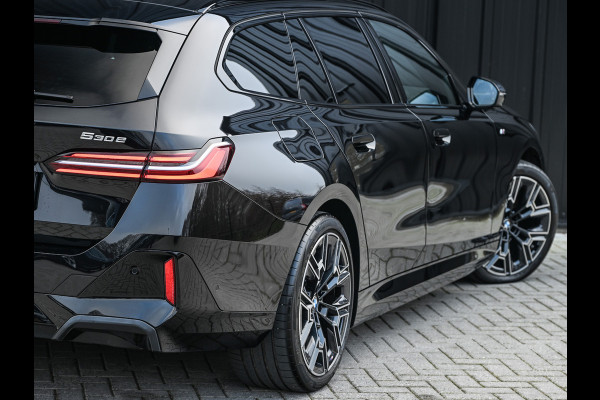 BMW 5 Serie Touring 530e xDrive · M-Sport · Shadow Line · Bowers&Wilkins · 360 Camera · Comfort Access · Stoel- en Stuurverwarming · Active