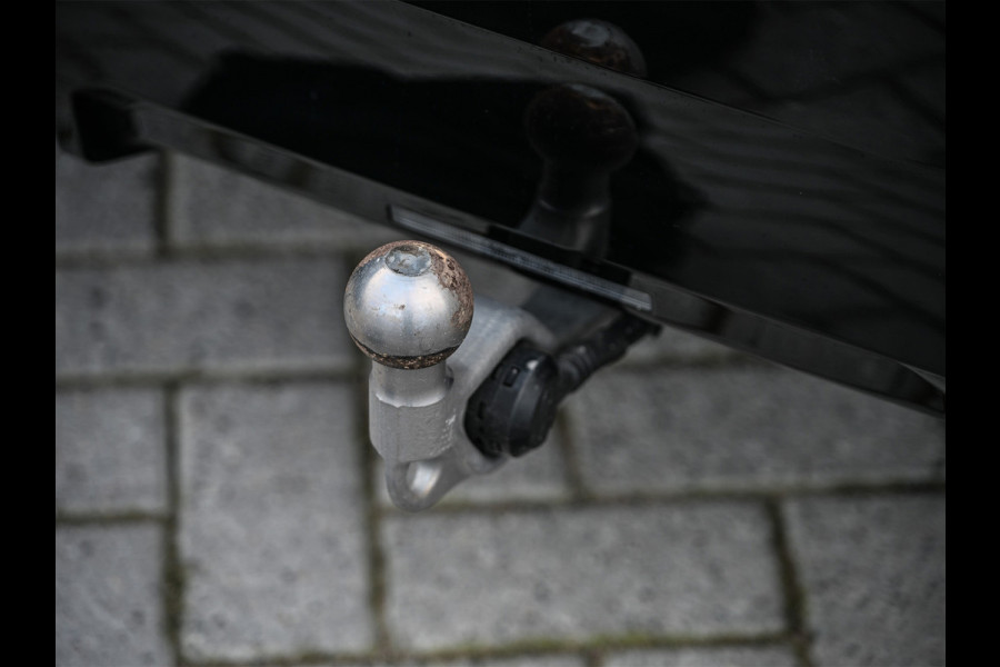 BMW 5 Serie Touring 530e xDrive · M-Sport · Shadow Line · Bowers&Wilkins · 360 Camera · Comfort Access · Stoel- en Stuurverwarming · Active