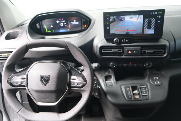 Peugeot Partner 1.5 BlueHDi 130 EAT8 S&S Automaat - N.A.P. Airco, Cruise, Navi, PDC, Camera, Trekhaak.