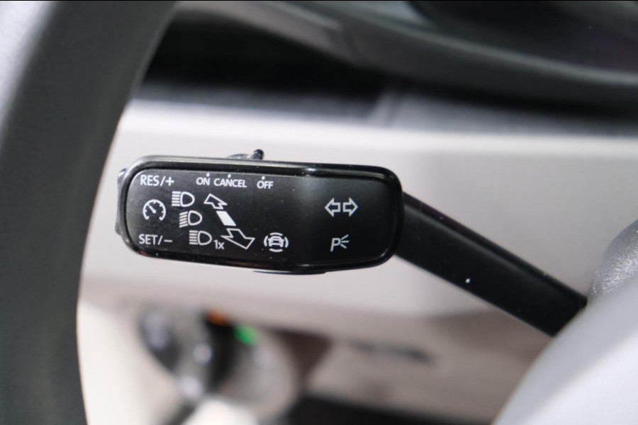 Volkswagen Transporter 2.0 TDI L2H1 30 DC