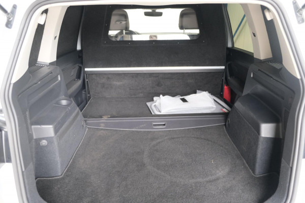 Volkswagen Touran 2.0 TDI 150 PK DSG > Grijskenteken < - Airco, Cruise, PDC.