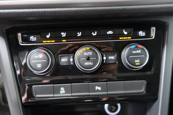 Volkswagen Touran 2.0 TDI 150 PK DSG > Grijskenteken < - Airco, Cruise, PDC.