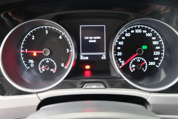 Volkswagen Touran 2.0 TDI 150 PK DSG > Grijskenteken < - Airco, Cruise, PDC.