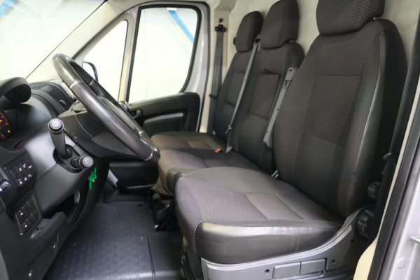 Peugeot Boxer 435 2.2 BlueHDi 165 L3H2 Zwaar Premium