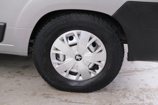 Peugeot Boxer 435 2.2 BlueHDi 165 L3H2 Zwaar Premium