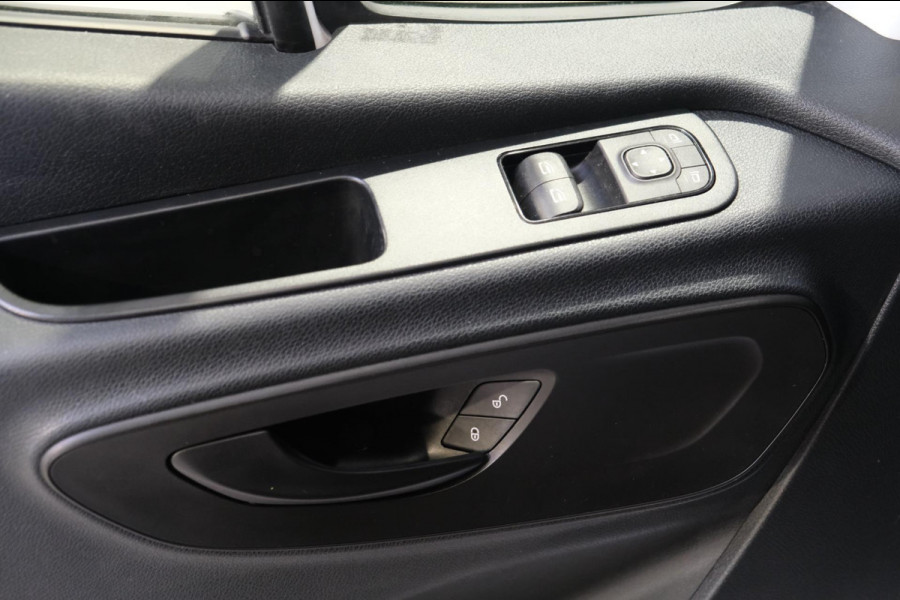 Mercedes-Benz Sprinter 516 2.2 CDI L3H3 EURO VI-D Automaat - Verkoop wagen, Bakwagen, Meubelbak.