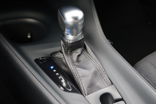 Toyota C-HR 1.8 Hybrid Automaat Active, Adap. Cruise Control, Climate Control, Camera