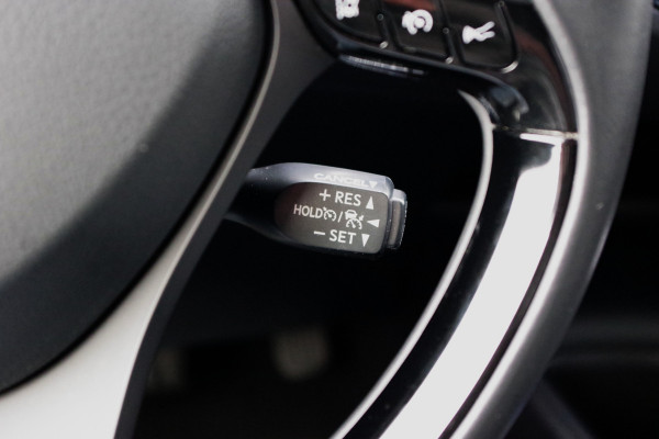 Toyota C-HR 1.8 Hybrid Automaat Active, Adap. Cruise Control, Climate Control, Camera
