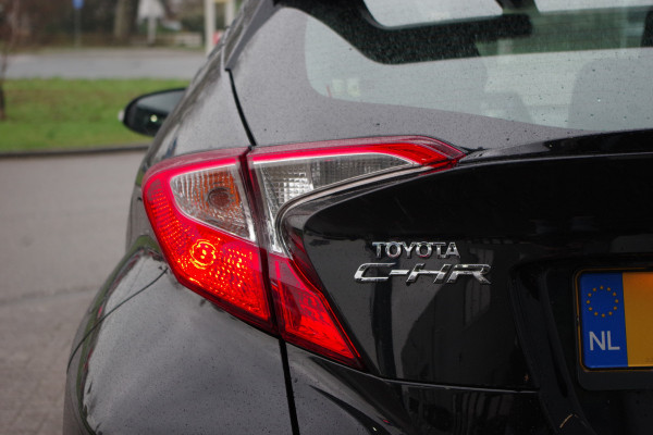 Toyota C-HR 1.8 Hybrid Automaat Active, Adap. Cruise Control, Climate Control, Camera