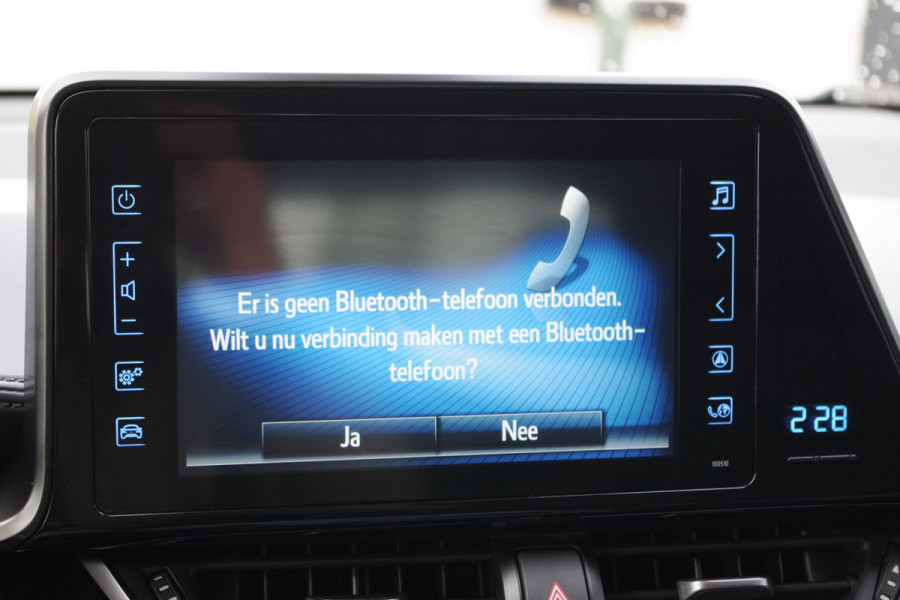 Toyota C-HR 1.8 Hybrid Automaat Active, Adap. Cruise Control, Climate Control, Camera