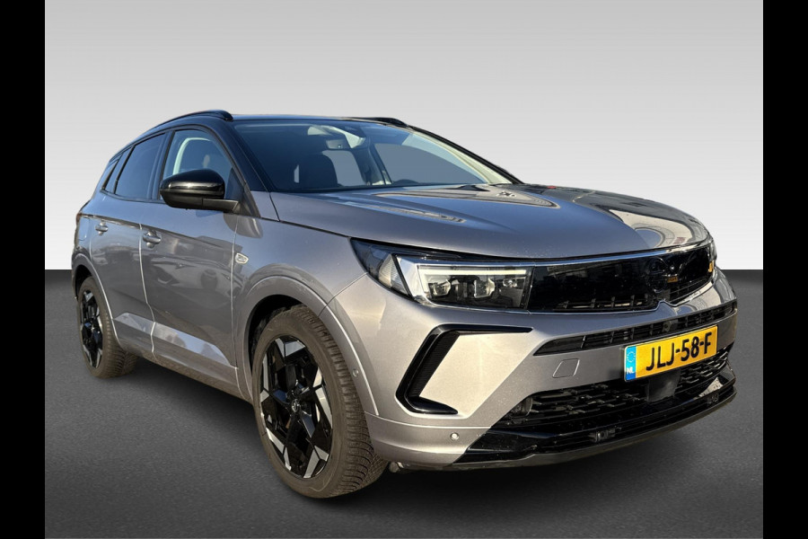 Opel Grandland 1.6 Turbo Plug-In Hybrid 4x4 GSe | 300 PK | 4X4 | Navigatie