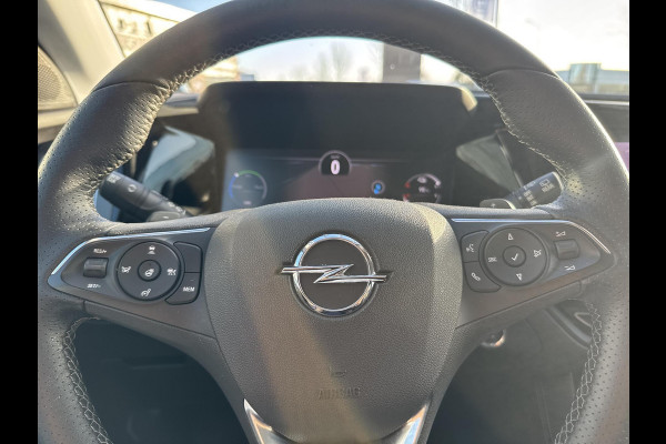 Opel Grandland 1.6 Turbo Plug-In Hybrid 4x4 GSe | 300 PK | 4X4 | Navigatie