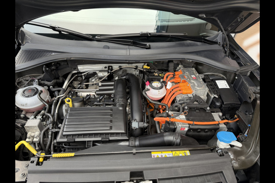 Seat Tarraco 1.4 TSI e-Hybrid PHEV FR / 20"LM / 360 camera / Trekhaak (1800kg)  / Keyless / Navi / Carplay / BTW