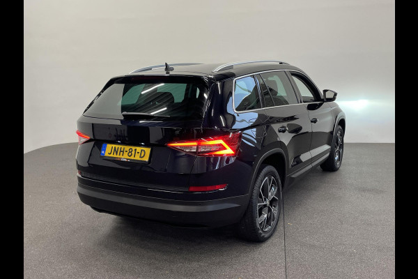 Škoda Kodiaq 1.5 TSI Sportline Business Airco ECC Navi Carplay 19" LM Velgen Leder/Alcantara PDC VA+ 360 Camera Stoelverwarming voor & achter
