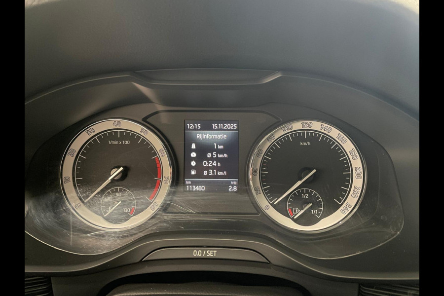 Škoda Kodiaq 1.5 TSI Sportline Business Airco ECC Navi Carplay 19" LM Velgen Leder/Alcantara PDC VA+ 360 Camera Stoelverwarming voor & achter