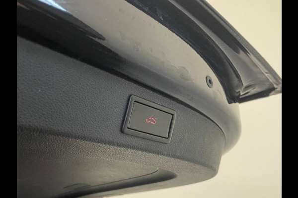 Škoda Kodiaq 1.5 TSI Sportline Business Airco ECC Navi Carplay 19" LM Velgen Leder/Alcantara PDC VA+ 360 Camera Stoelverwarming voor & achter