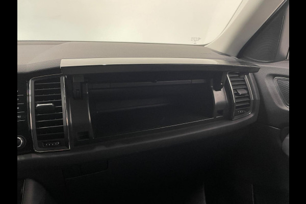 Škoda Kodiaq 1.5 TSI Sportline Business Airco ECC Navi Carplay 19" LM Velgen Leder/Alcantara PDC VA+ 360 Camera Stoelverwarming voor & achter