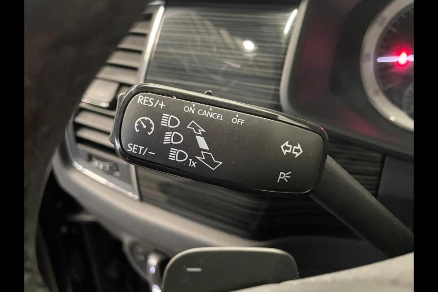 Škoda Kodiaq 1.5 TSI Sportline Business Airco ECC Navi Carplay 19" LM Velgen Leder/Alcantara PDC VA+ 360 Camera Stoelverwarming voor & achter