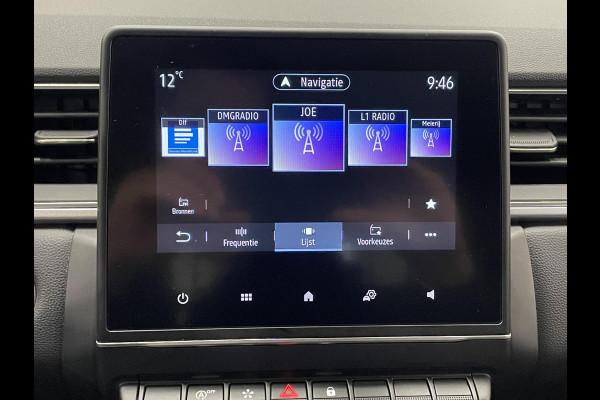 Renault Captur 1.0 TCe 90 techno Navigatie Apple Carplay/Android Auto Camera Parkeersensoren achter Cruise Control Full Led Climate Control Lichtmetalen velgen