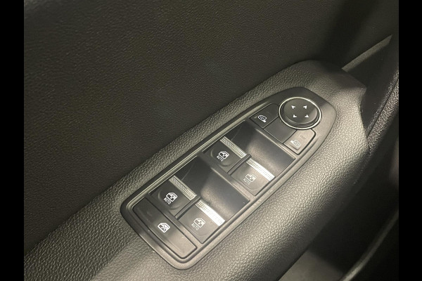 Renault Captur 1.0 TCe 90 techno Navigatie Apple Carplay/Android Auto Camera Parkeersensoren achter Cruise Control Full Led Climate Control Lichtmetalen velgen