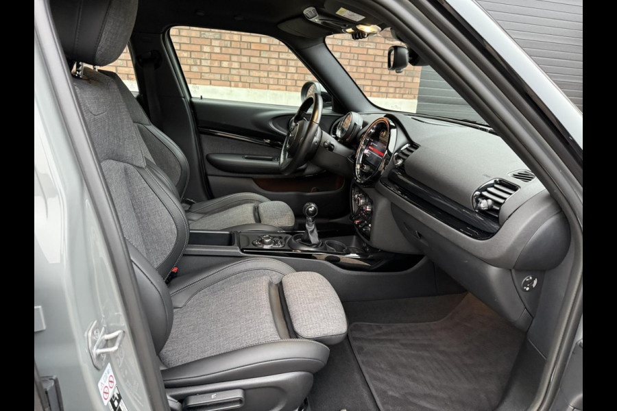 MINI Clubman 1.5 Cooper / 136 PK / BMW dealer onderhouden / 1e Eigenaar / Navigatie / ALL-Season / NED-MINI