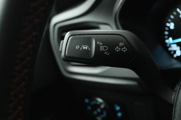 Ford Focus 1.0 EcoBoost Hybrid ST Line X Business (CAMERA, STOEL/STUUR VERWARMING, LANE-ASSIST, CRUISE CONTROL ADAPTIEF)