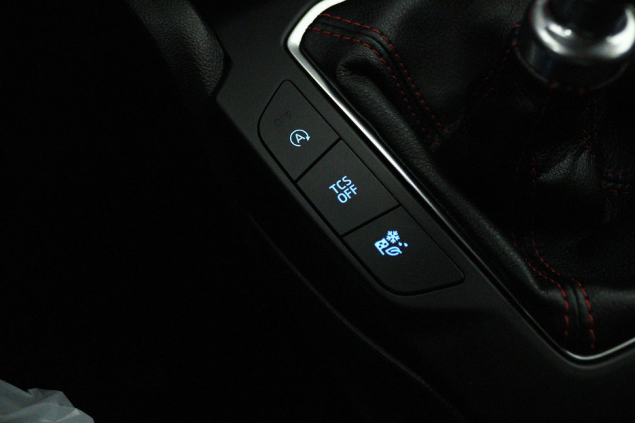 Ford Focus 1.0 EcoBoost Hybrid ST Line X Business (CAMERA, STOEL/STUUR VERWARMING, LANE-ASSIST, CRUISE CONTROL ADAPTIEF)
