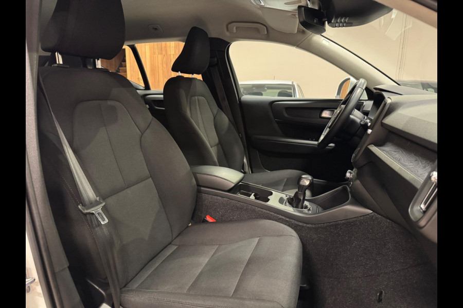 Volvo XC40 1.5 T3 163PK Momentum, Navi, Cruise, PDC, Clima, Voll Led, Bluetooth/Tel, Volledig Onderhouden