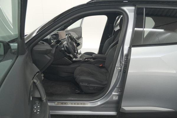 Peugeot 2008 PureTech 130 EAT8 GT | 360 Camera | Stoelmassage | Adaptieve Cruise Control | Dodehoekdetectie