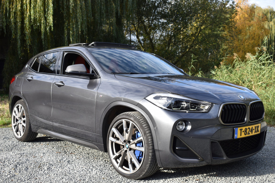 BMW X2 M35iA 306PK HIGH EXECUTIVE M-SPORT HARMAN-KARDON/CAMERA/PANORAMADAK