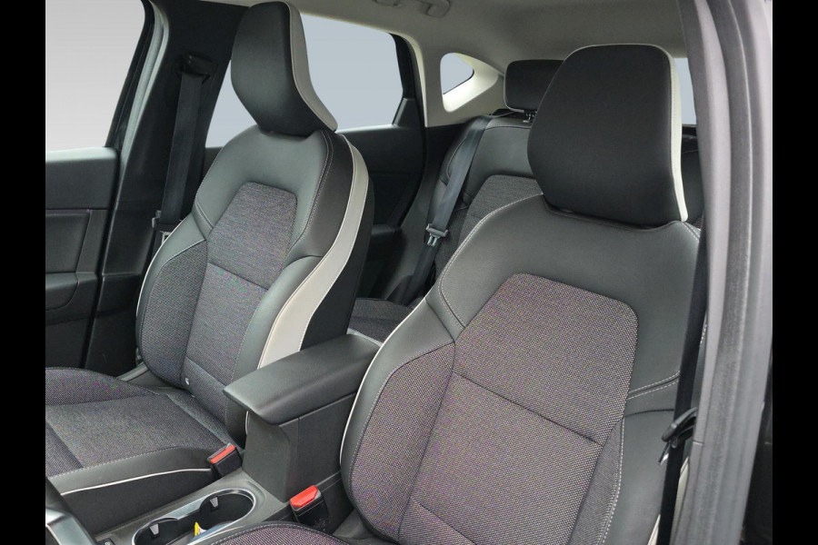 Renault Captur 1.3 TCe 140 R.S. Line | Automaat | Trekhaak | 360 camera | Two tone | Stoel/Stuurverwarming | Adaptive Cruisecontrol |