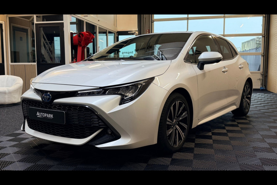 Toyota Corolla 1.8 Hybrid Business Plus BTW|AUTOMAAT|KEYLESS|CAMERA|LED|DEALERONDERHOUDEN|NAP|NLAUTO|HALF LEDER|TREKHAAK|STOELVERW