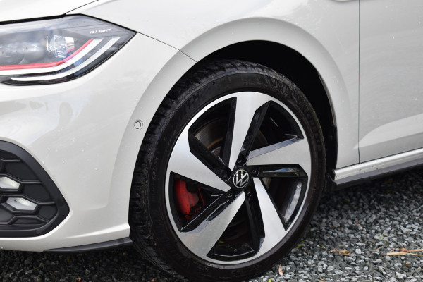 Volkswagen Polo 2.0 TSI GTI TSI 210PK DSG GTI-SPORT LED/CARPLAY/PDC