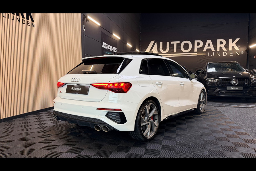 Audi S3 Sportback 2.0 TFSI S3 quattro Edition One Panoramadak/Sfeerverlichting/Carplay/ACC/Stoelverwarming/Dealeronderhouden/310PK