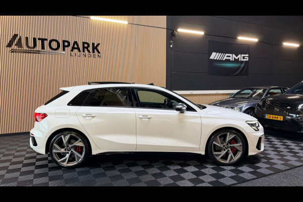 Audi S3 Sportback 2.0 TFSI S3 quattro Edition One Panoramadak/Sfeerverlichting/Carplay/ACC/Stoelverwarming/Dealeronderhouden/310PK