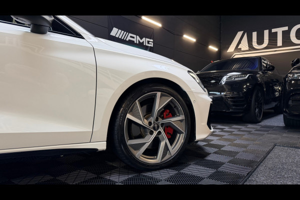Audi S3 Sportback 2.0 TFSI S3 quattro Edition One Panoramadak/Sfeerverlichting/Carplay/ACC/Stoelverwarming/Dealeronderhouden/310PK
