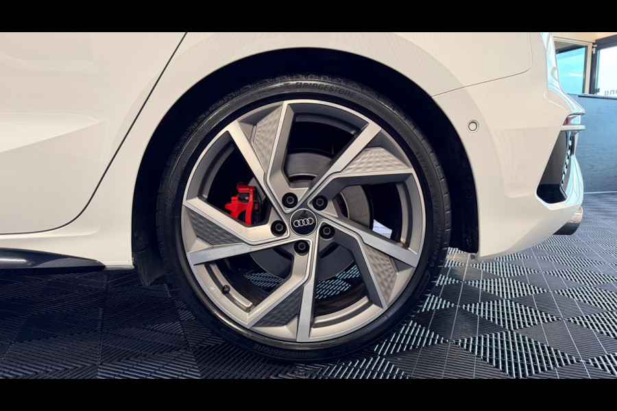 Audi S3 Sportback 2.0 TFSI S3 quattro Edition One Panoramadak/Sfeerverlichting/Carplay/ACC/Stoelverwarming/Dealeronderhouden/310PK