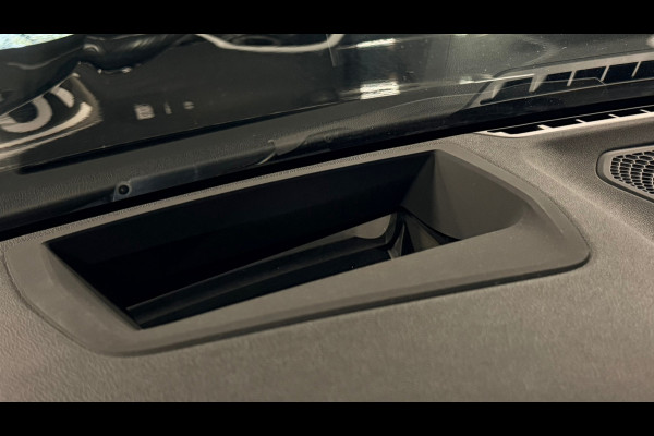 BMW 3 Serie Touring 330e High Executive M-SPORT BTW/PANO/HUD/KEYLESS/SFEERVERLICHTING/CARPLAY/DEALERONDERHOUDEN/BOMVOL!