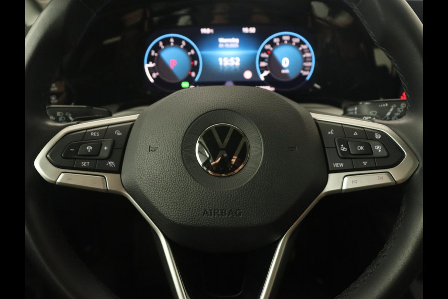 Volkswagen Golf 1.5 eTSI Life | Stoelverwarming | Carplay | Massage | Adaptive cruise | Navigatie | Sfeerverlichting | Parkeerhulp | Full LED | Memory