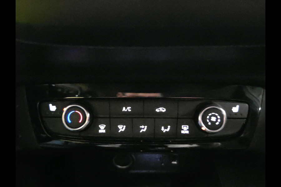 Opel Corsa 1.2 Level 2 | Two Tone | Stoel/Stuurverwarming | Navigatie | Achteruitrijcamera | Cruisecontrol |