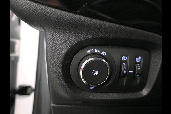 Opel Corsa 1.2 Level 2 | Two Tone | Stoel/Stuurverwarming | Navigatie | Achteruitrijcamera | Cruisecontrol |