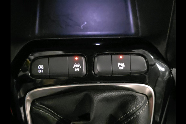 Opel Corsa 1.2 Level 2 | Two Tone | Stoel/Stuurverwarming | Navigatie | Achteruitrijcamera | Cruisecontrol |