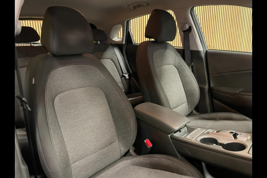 Hyundai Kona EV Comfort Smart 39 kWh|3-FASE|100% SOH|ACC|CARPLAY|CAMERA|CLIMATE,CRUISE CONTROL|1e EIG.|NL-AUTO|NAP|INCL.BTW|