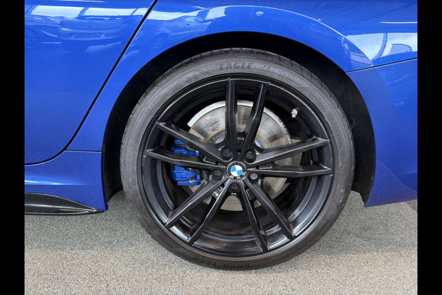 BMW 3-serie 330i M-Sport 260pk Automaat High Exec.Edition SCHUIFDAK/HARMANKARDON/LEDER/360CAMERA/HUD/19INCH