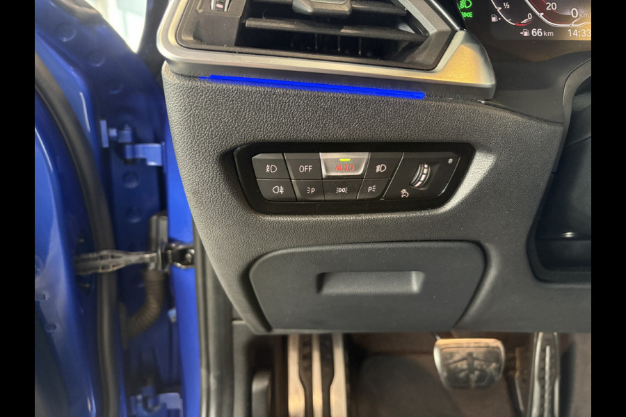 BMW 3-serie 330i M-Sport 260pk Automaat High Exec.Edition SCHUIFDAK/HARMANKARDON/LEDER/360CAMERA/HUD/19INCH