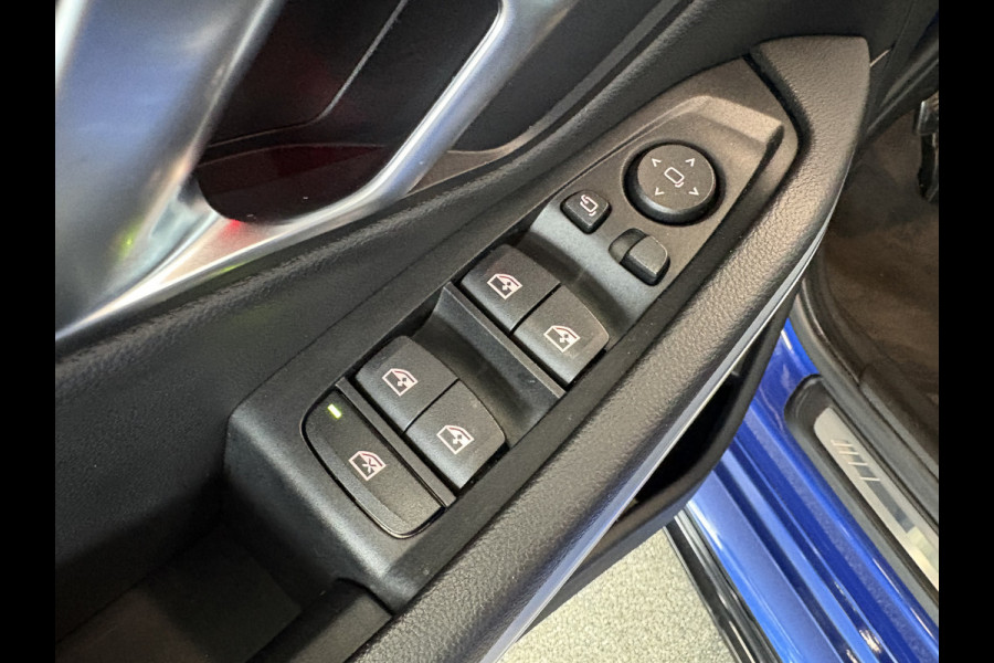 BMW 3-serie 330i M-Sport 260pk Automaat High Exec.Edition SCHUIFDAK/HARMANKARDON/LEDER/360CAMERA/HUD/19INCH