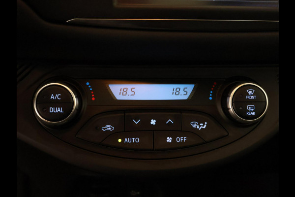Toyota Yaris 1.5 Hybrid Executive | Panoramadak | Cruise Control | Dealer onderhouden